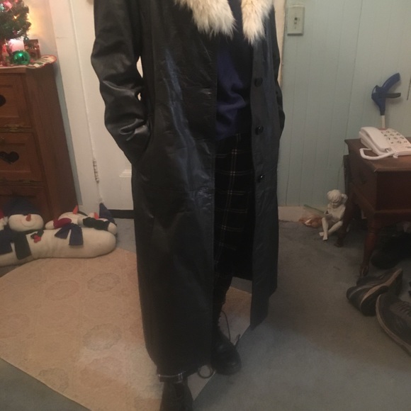 LA LEATHER ATTIC women’s full length jacket - Picture 3 of 8